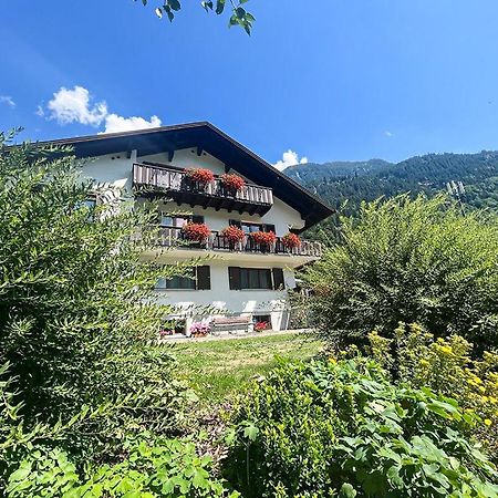 Haus Netzer Elisabeth Apartment Sankt Gallenkirch Bagian luar foto