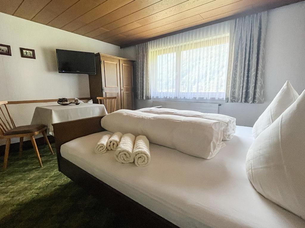 Haus Netzer Elisabeth Apartment Sankt Gallenkirch Bagian luar foto